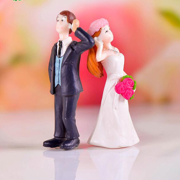 Sweet Lovely Custom Made Wedding Party Action Figure Model The Bride and The Bridegroom Action Figurines Plastic for Wedding Gift Decoration